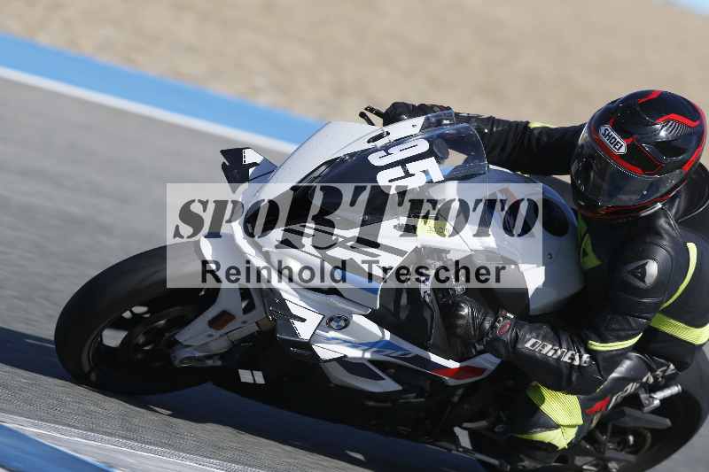 /Archiv-2024/02 29.01.-02.02.2024 Moto Center Thun Jerez/Gruppe gruen-green/95